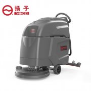 小型手推式洗地機(jī)，備受超市的喜愛