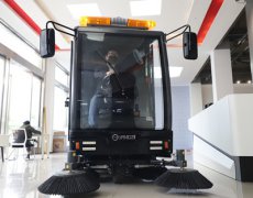 工業(yè)掃地機(jī)有哪些類型？怎么選擇