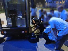 駕駛式掃地機(jī)性能特點(diǎn)是什么？?jī)?yōu)勢(shì)有哪些